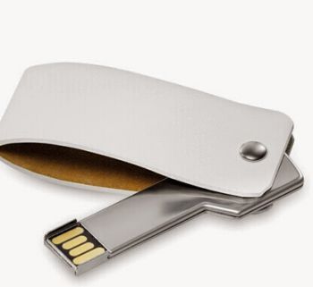 Memoria USB llave-611 - CDT611 with leather cover.jpg